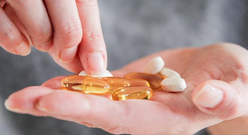 Semmit sem ér a népszerű étrendkiegészítő? Kiderült, mi történik valójában a lenyelt porokkal a gyomrunkban