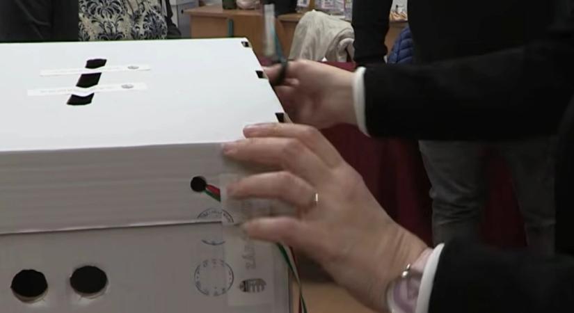 Történelmi újraszámlálás: Kiderült, melyik jelölt vezet az utolsó kérdéses választókerületben