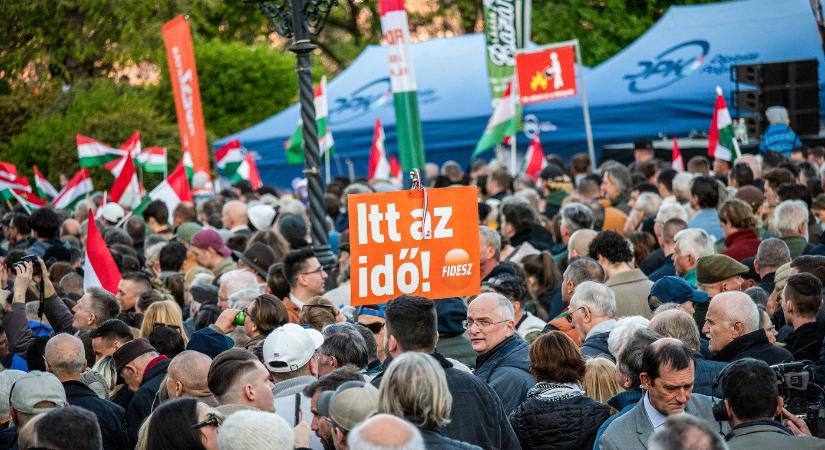 Máris megtért az egyik legnagyobb Fideszes influenszer, rendkívüli dolgot vettek észre a csatornáján