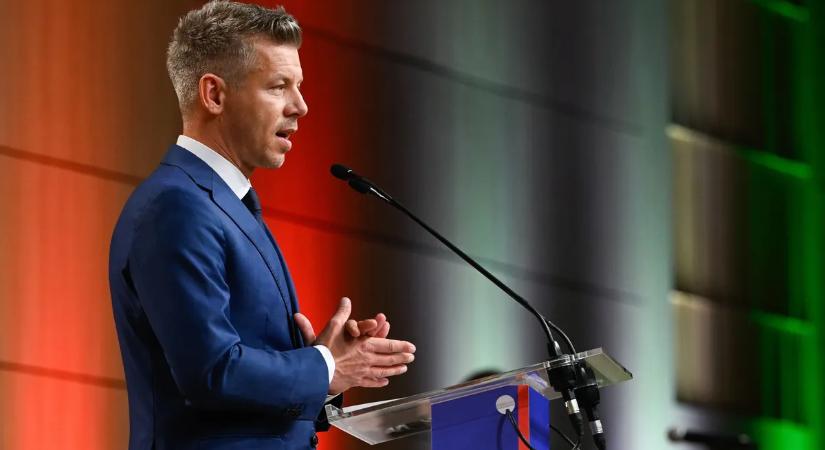 Reagált az NMHH, miután Magyar Péter távozásra szólította fel a Médiahatóság elnökét