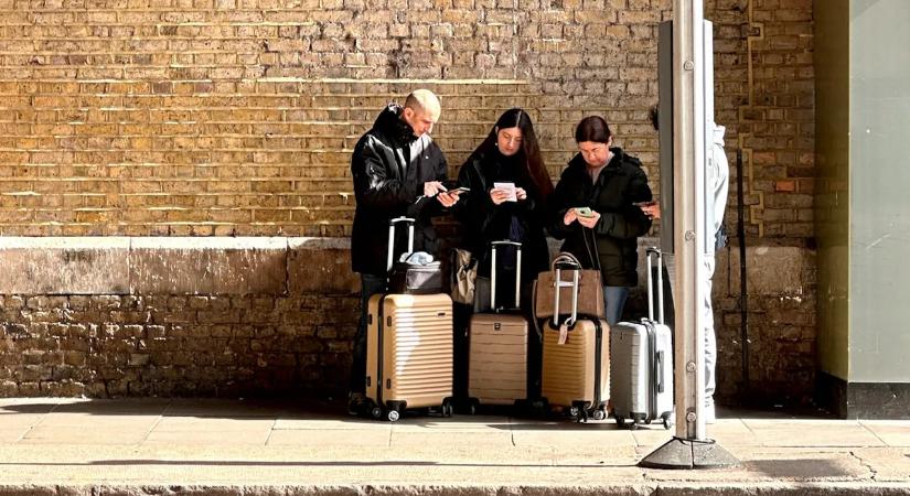 Feltörték a szállásoldalt, csalók vadásznak a használóira