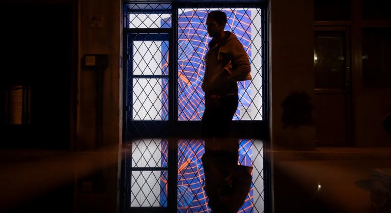 Ez a józsefvárosi tér úgy provokál, hogy senki nem megy el mellette szótlanul