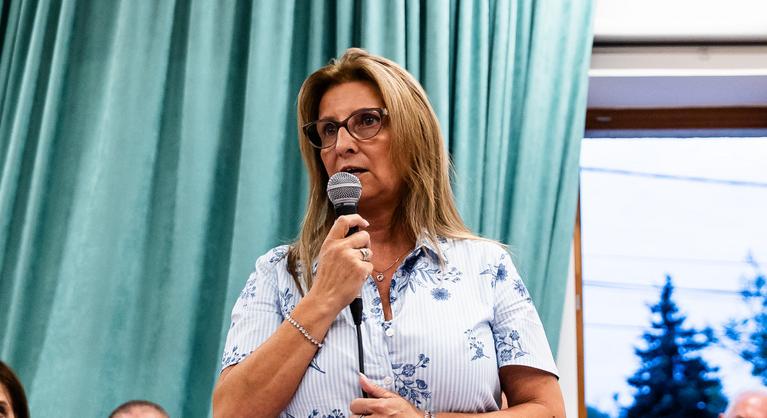 Eltávolítják pozíciójából a b*zizó jegyzőnőt