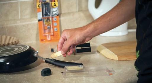 Hogyan legyen a műanyag ragasztása problémamentes?