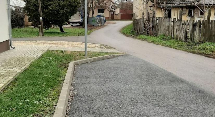 Nem akármit tudnak ezek a parkolók, így növelik a bölcsődébe tartó családok biztonságát