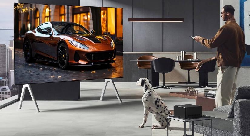 Nemcsak az ellenfél, a tévéd is kifekszik a Resident Evil fegyvereitől