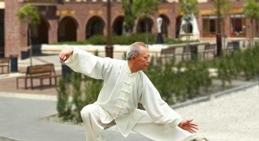 Világméretű „csi-hullám” Veresegyházon: Ingyenes közös gyakorlással indul a Tai Chi Világnap