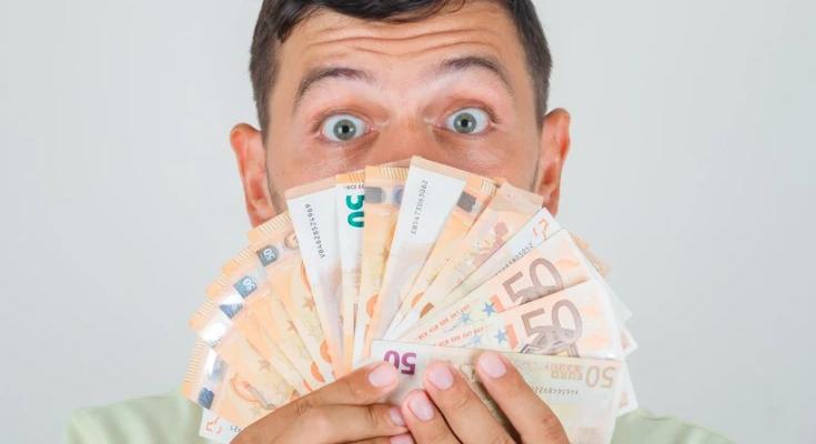 TISZA 2/3: Mikor fizethetünk euróval? 5 feltétel, amelyből egy sem igaz most