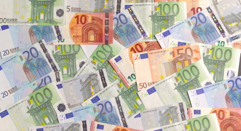 Tízmilliárdos a veszteség – blokád az EU-ba vezető egyik fontos útvonalon