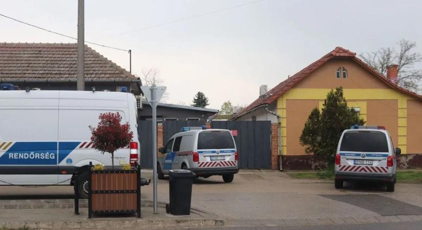 Döbbenet Tiszaalpáron: szomszédjaik szeme láttára hurcolták el a családot