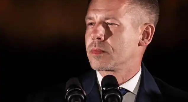 Történelmi fordulat: Magyar Péter szerda reggel a közmédiában