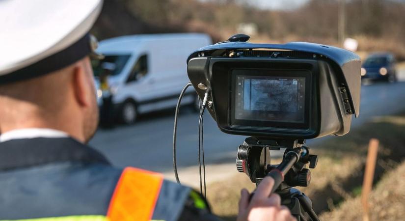 Repülhetnek a százezrek: nagy közlekedési akcióra készül a rendőrség Hajdú-Biharban, mutatjuk, hol légy résen!