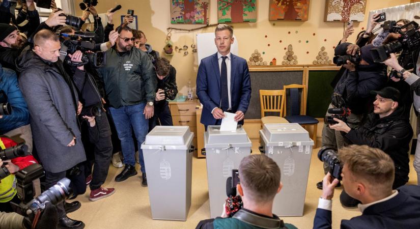 Piliscsaba polgármestere szerint méltatlanná vált posztjára a jegyző, aki Magyar Pétert káromkodva szidta