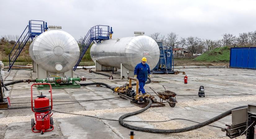 Fogy az üzemanyag, tarthatatlan a védett ár