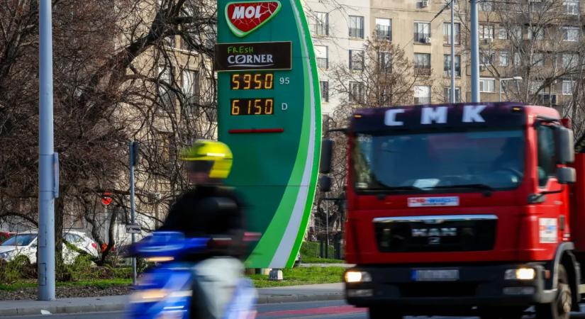 Recseg-ropog a védett üzemanyagár rendszere, és éppen a politikai átmenet időszakában kellene hozzányúlni