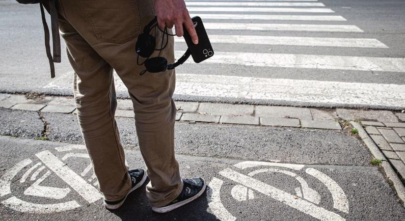 A fülhallgató és az ittas vezetés – ezek a fő veszélyforrások!