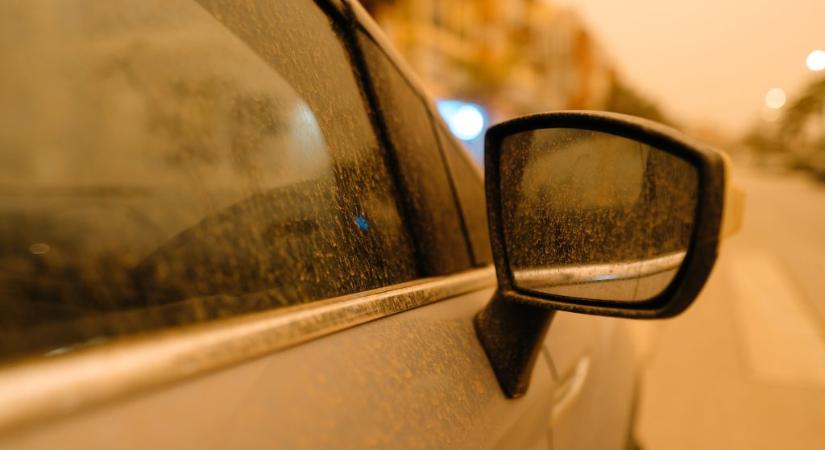 Szaharai por és eső jön a hét közepén