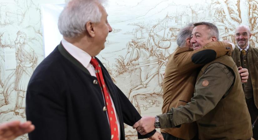 Bencsik Gábor törölte a Bayer Zsoltot vádoló bejegyzését