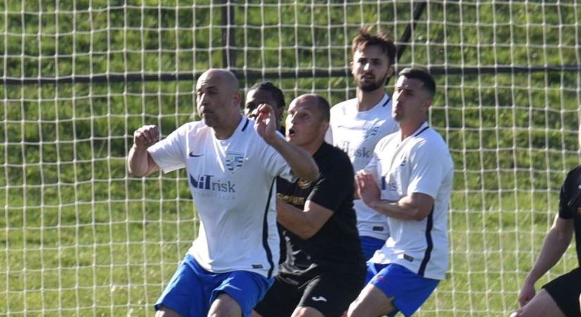 Hoppá, ez nem láttuk jönni! Edző váltott a megye egyes csapat