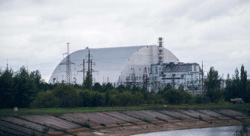 Összeomlás veszélyére figyelmeztet a csernobili atomerőmű igazgatója