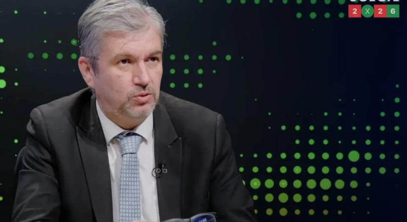 Hadházy a Telexnek: Nagyon könnyű lenne lecsukni Orbánt, Lázárt és Szijjártót, csak szándék kérdése