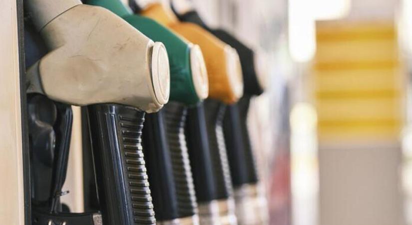 Újabb információk jöttek a magyar üzemanyag-készletekről