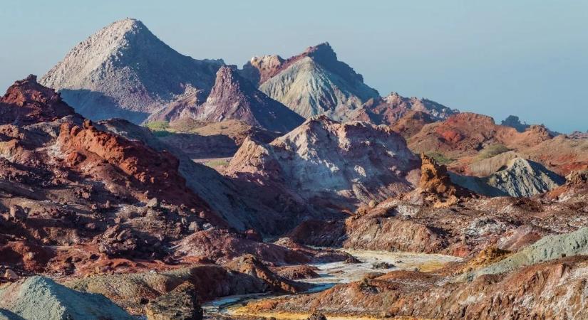 Gondolta volna? A világ egyik legszebb szigete épp a Hormuzi-szorosban fekszik