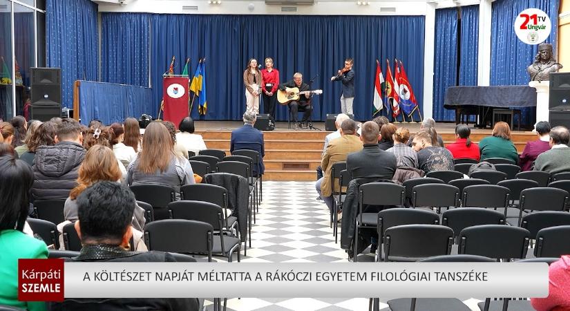 A költészet napját méltatta a Rákóczi egyetem filológiai tanszéke (videó)