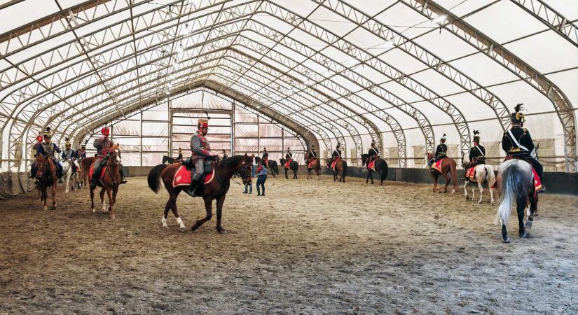 Vándor Akadémia: huszárok gyakorlatoztak Kurtapatakon (VIDEÓ)