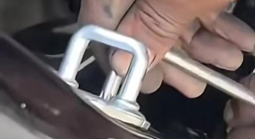 Kapuzárási pánik: így kell beállítani a karosszéria pontatlanságait