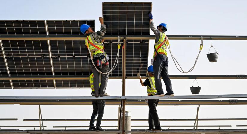 Válságban a napenergia: Brutálisat zuhant a napelemek értéke, csak az akkumulátorok mentik meg a piacot