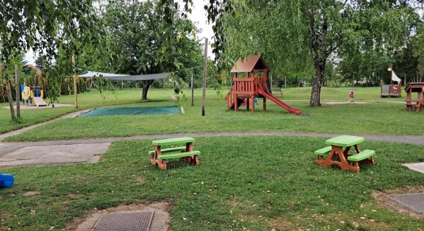 Interaktív ligettel gazdagodott a Szelényi Imre Tagbölcsőde udvara Győrben