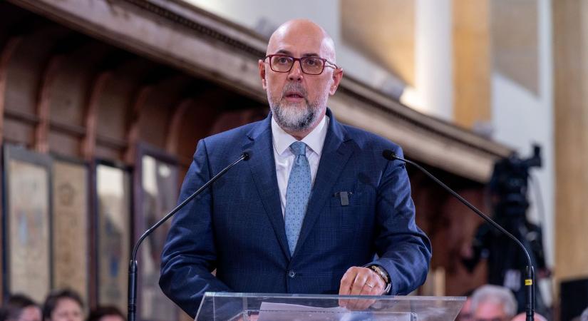 Kelemen Hunor: Ne nőjön a szakadék az erdélyi és anyaországi magyarok között