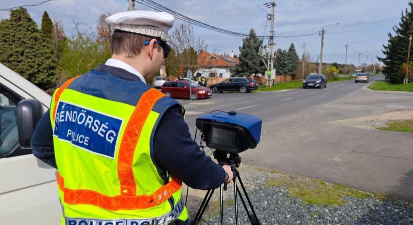 Nagy sebességmérés: ezeken a Vas vármegyei helyszíneken mérnek a rendőrök