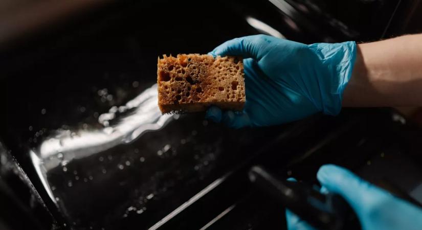 Felejtsd el a zsíroldót: ez a gyümölcs csodát tesz a sütőddel