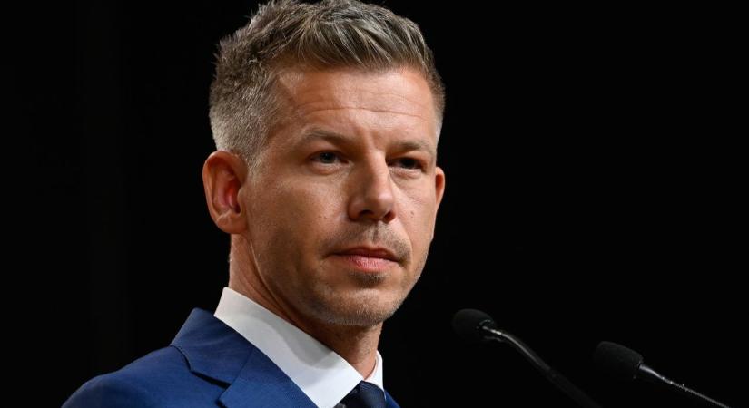 Hihetetlen: Magyar Péter a közmédia vendége lesz szerda reggel