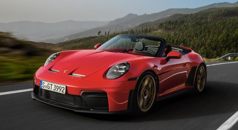 Most először nyitott tetővel is itt a Porsche 911 GT3