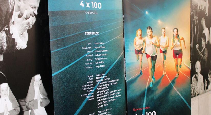 Váltófutás a színpadon: Egressy Zoltán 4100 című darabja a Komáromi Jókai Színházban