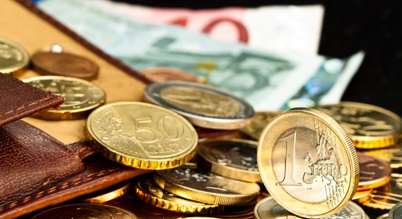 Azta: ekkor tűnhet el a forint Magyarországról, és jön az euró