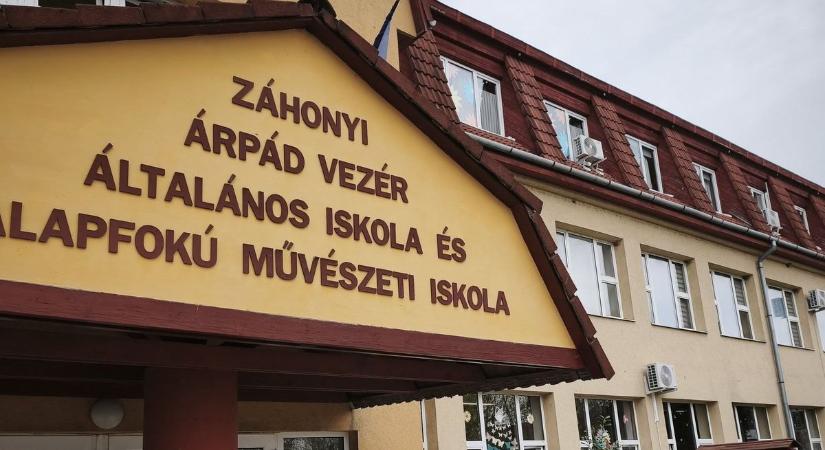 Komfortosabb környezetben tanulhatnak a záhonyi diákok a megújult iskolában