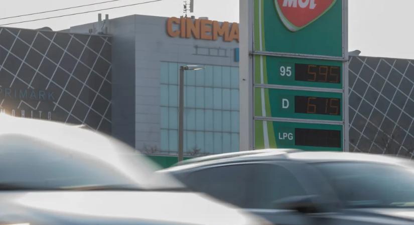 Elkezdték visszapótolni a mélypontra süllyedt olaj- és üzemanyag-készleteket