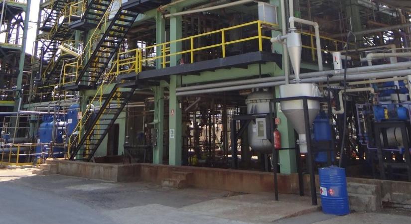 Éhségsztrájkra készülnek egy sajóbábonyi vegyi üzemben - megszólaltak a dolgozók