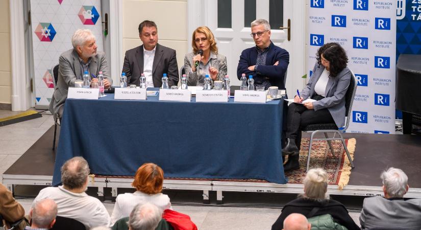 A Fidesz nagy tévedése az Európai Unióval szembeni harc, mert a fiatalok már kettős identitással rendelkeznek, egyszerre érzik magukat magyarnak és európainak