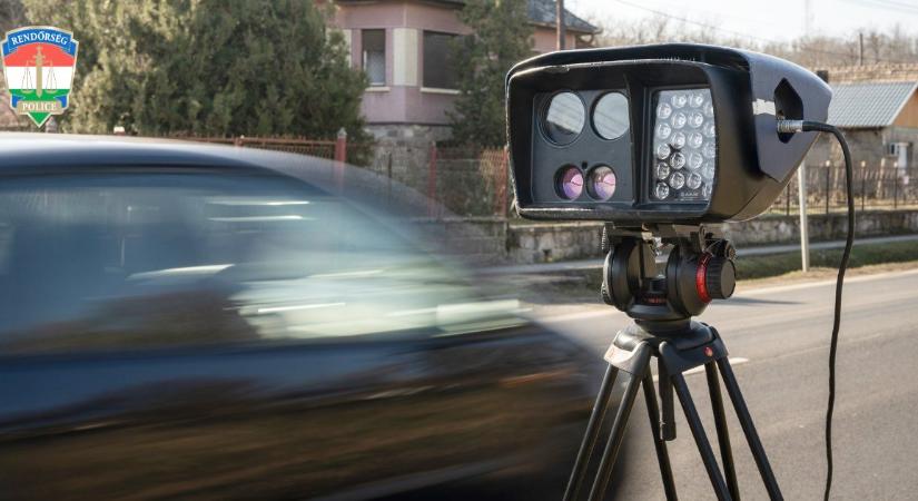 Traffipaxok mindenhol: szerdán rengeteg helyen mér a rendőrség, itt vannak a helyszínek