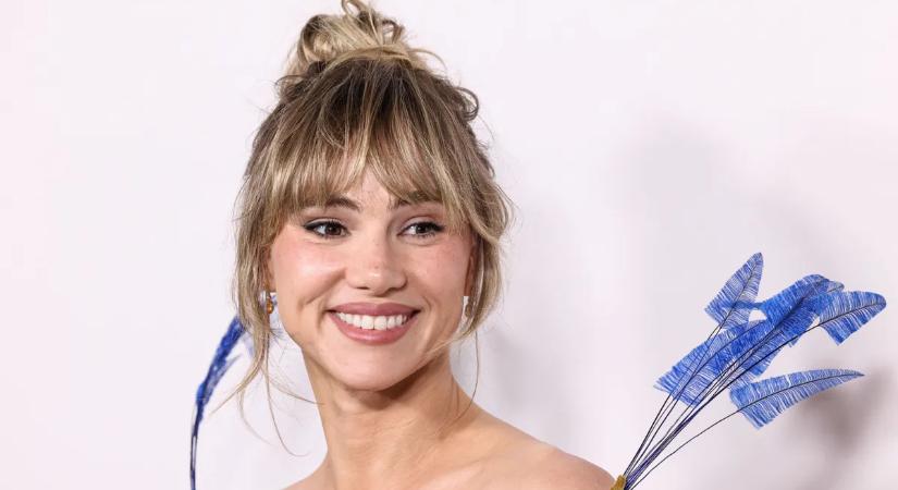 Ledobta a textilt a világsztár: merész fotókkal sokkolta rajongóit Suki Waterhouse