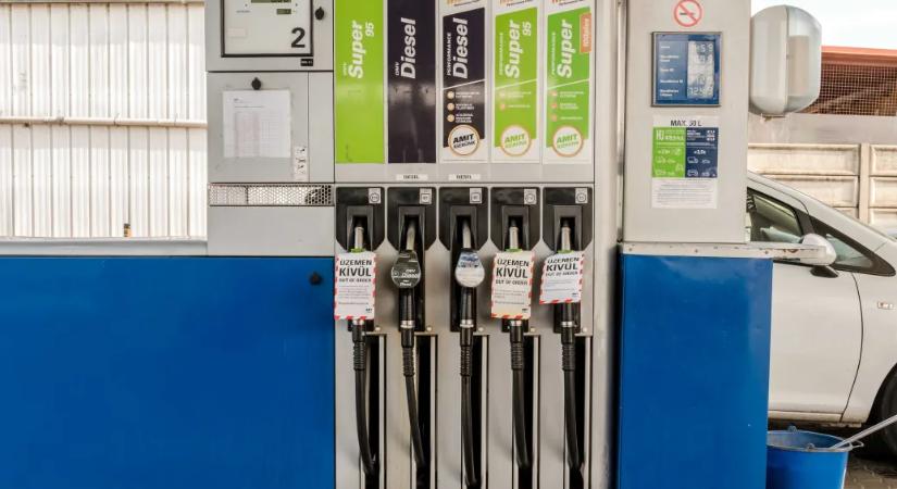 Hogyan tűnhetett el márciusban másfél havi benzinmennyiség a biztonsági tartalékból?