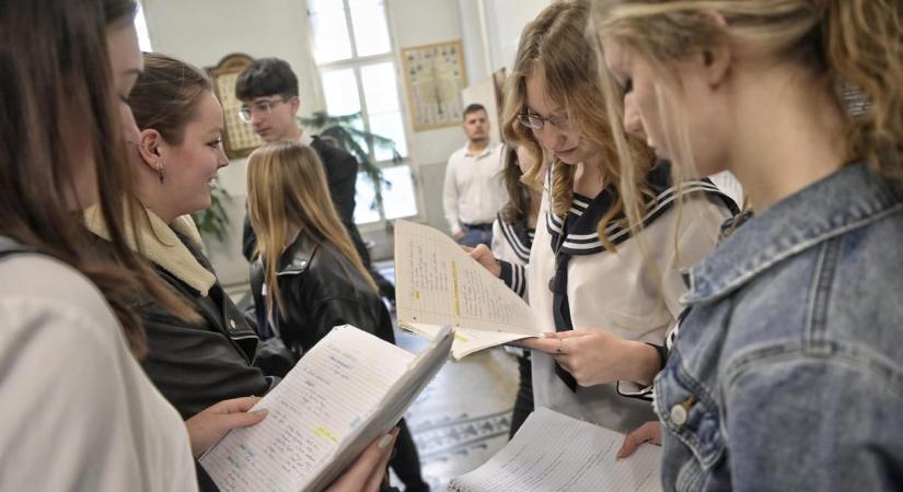 Magyarérettségi 2026: ezeket az esszétémákat, műértelmezéseket kapták a diákok az elmúlt években