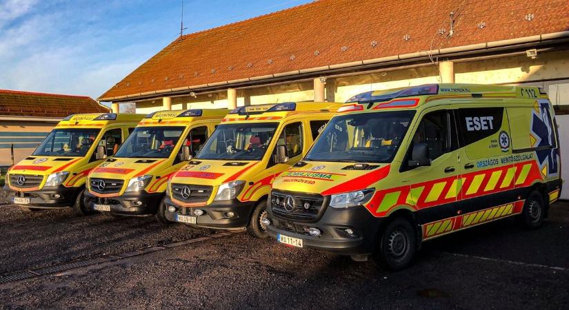 Szívmelengető közösségi összefogás a Mezőkövesd Mentőállomásán – ajándékokkal lepik meg a gyerekeket a segítőkész adományozók