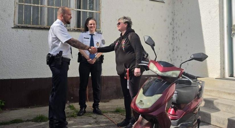 Nem akármilyen napon vannak túl a jászkarajenői rendőrök, minden lépésükről tudott a tulajdonos