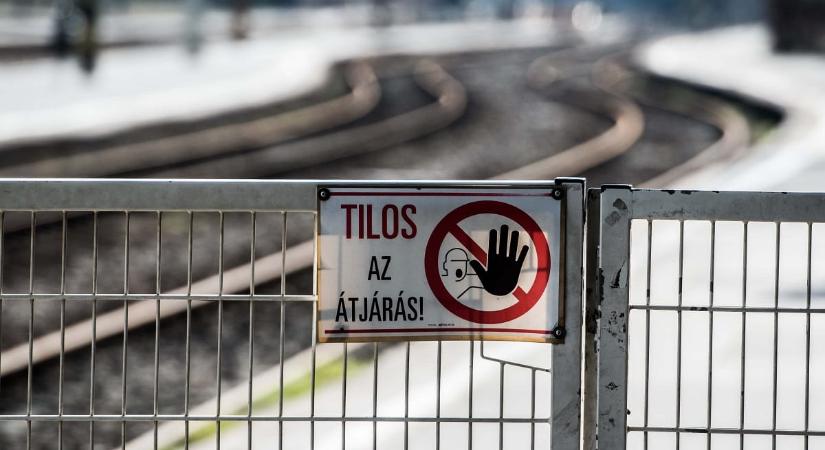 A MÁV egy újabb vezetője állt ki: a kormány több döntésben is átnyúlt a fejük fölött